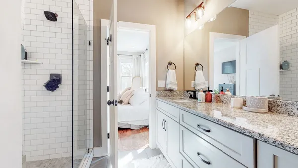 $678,500 | 524 East B E Bend Drive, Nashville, TN 37209