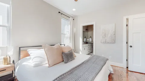 $678,500 | 524 East B E Bend Drive, Nashville, TN 37209