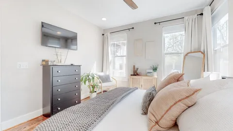 $678,500 | 524 East B E Bend Drive, Nashville, TN 37209