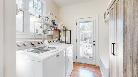 $678,500 | 524 East B E Bend Drive, Nashville, TN 37209