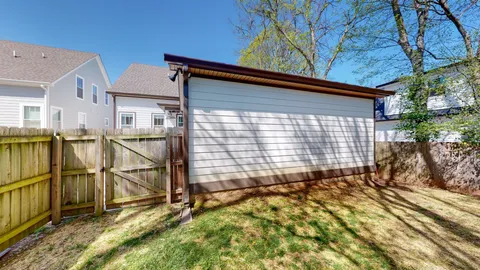 $678,500 | 524 East B E Bend Drive, Nashville, TN 37209