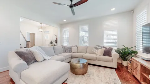 $678,500 | 524 East B E Bend Drive, Nashville, TN 37209