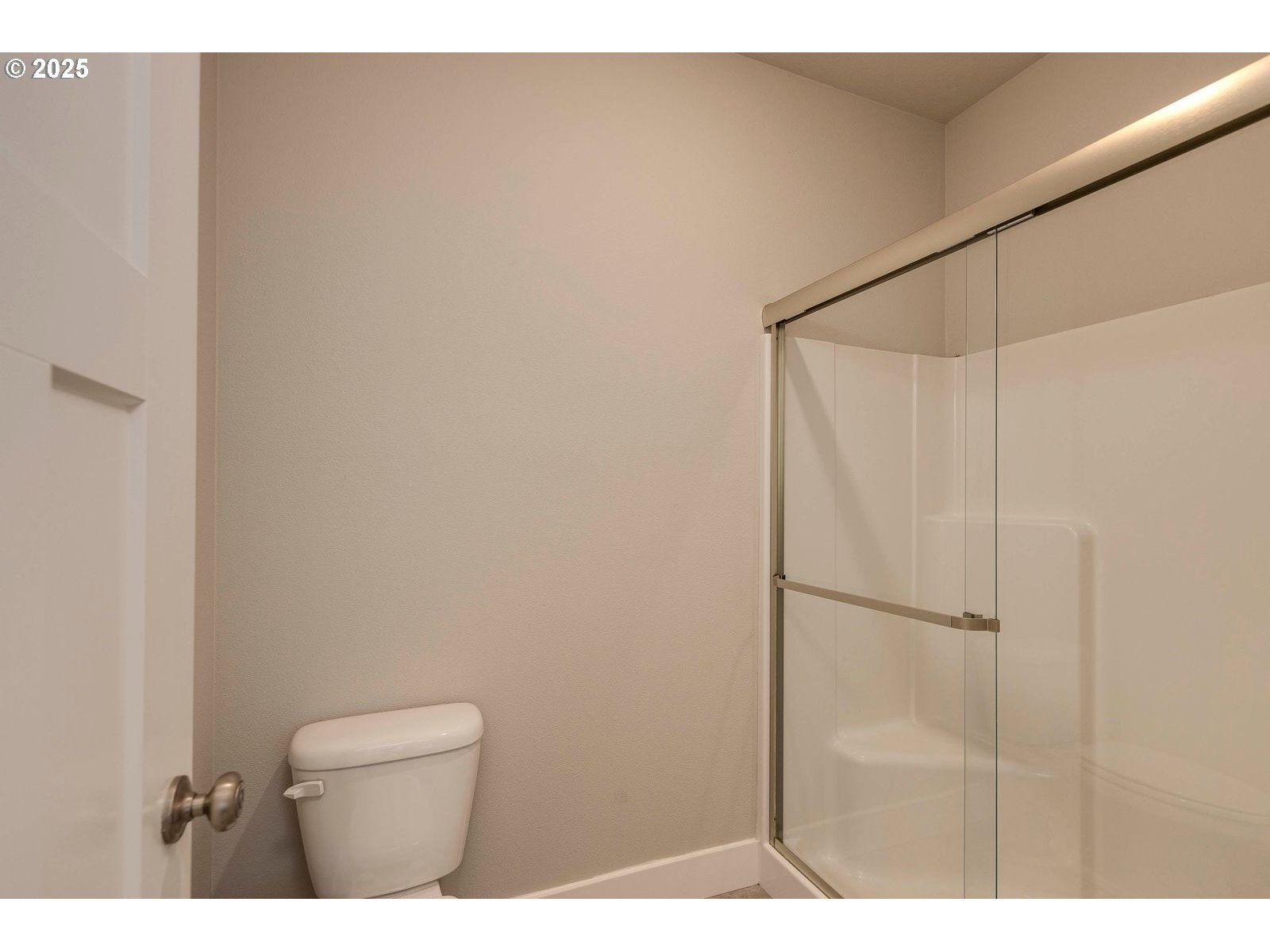 1099 Southeast Regan Hill Loop Estacada, OR 97023 - Photo 10 of 17 a bathroom with a shower