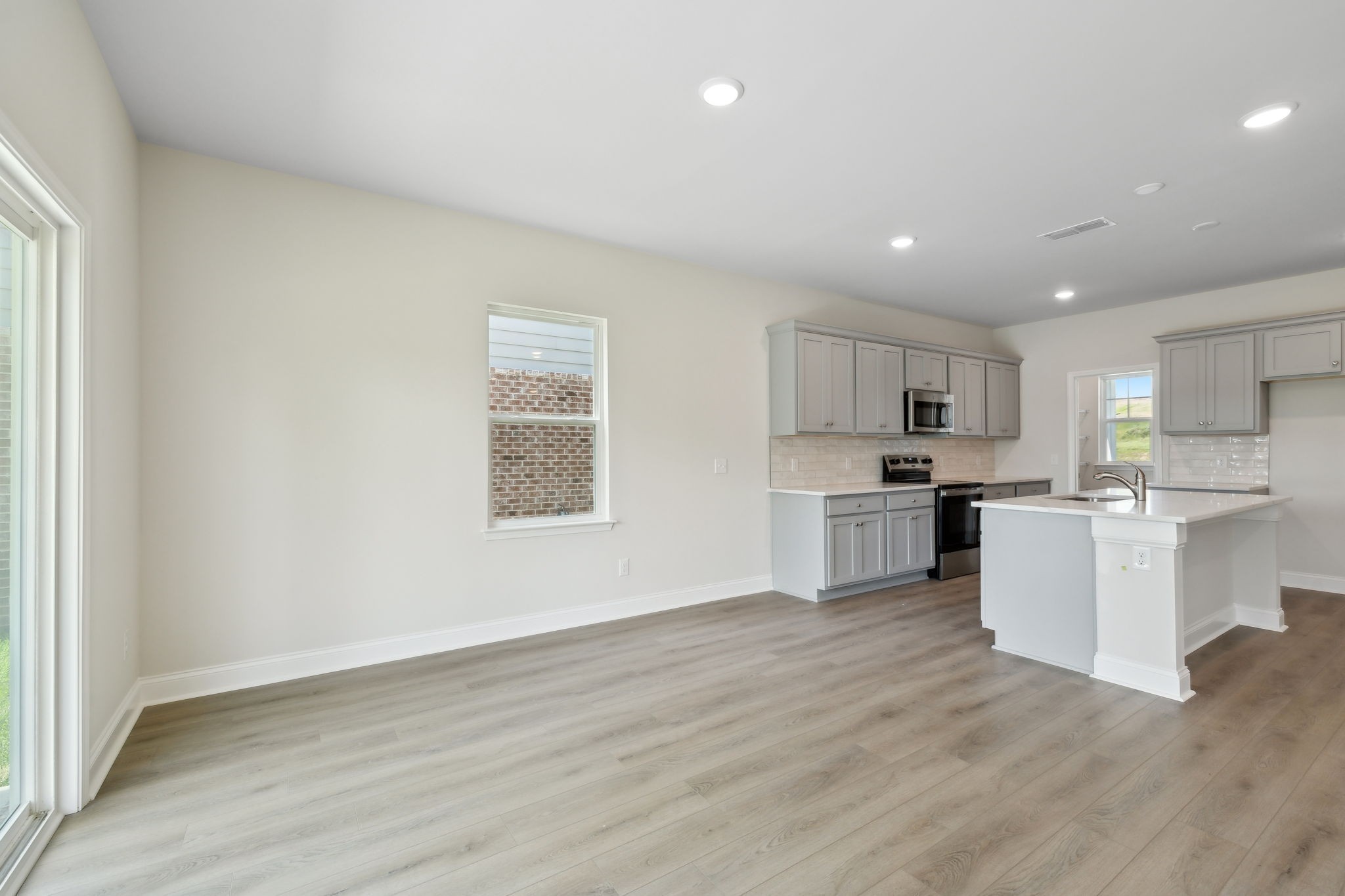 211 Limestone Way Mount Juliet, TN 37122 - Photo 10 of 35 a view of kitchen with wooden floor