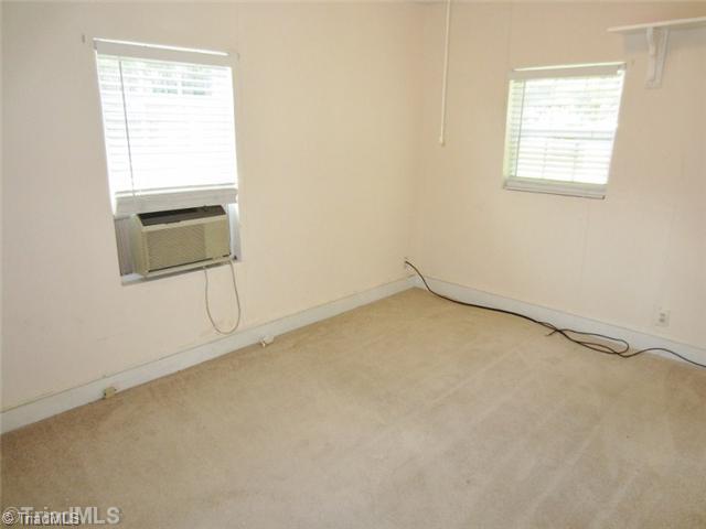 1204 North College High Point High Point, NC 27262 - Photo 10 of 13 2nd Bedroom.