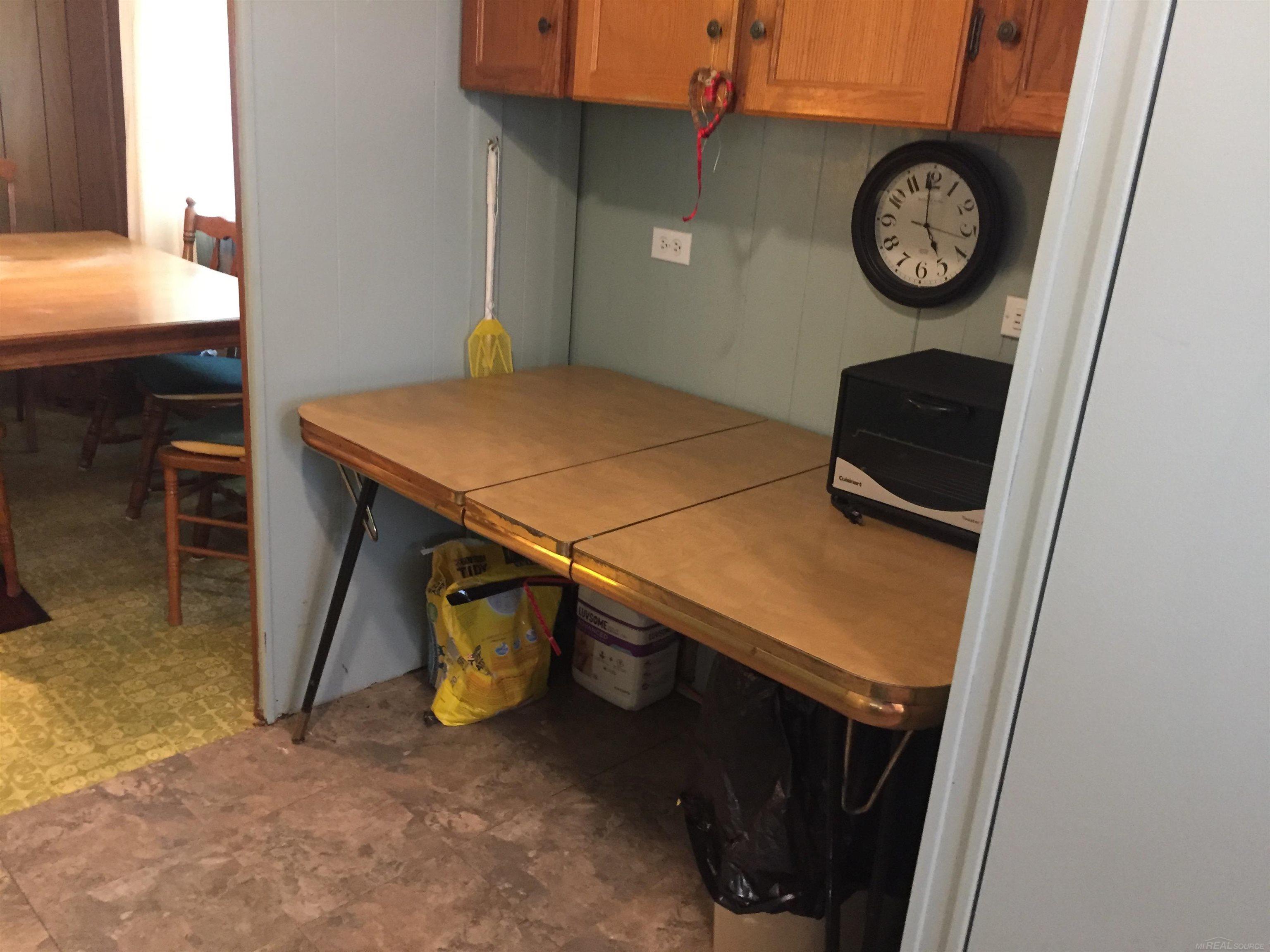1684 Phipps Road Carsonville, MI 48419 - Photo 11 of 44 50145961-0dcbeeae-5e0f-4874-98b5-0a041ef7bb23.JPG