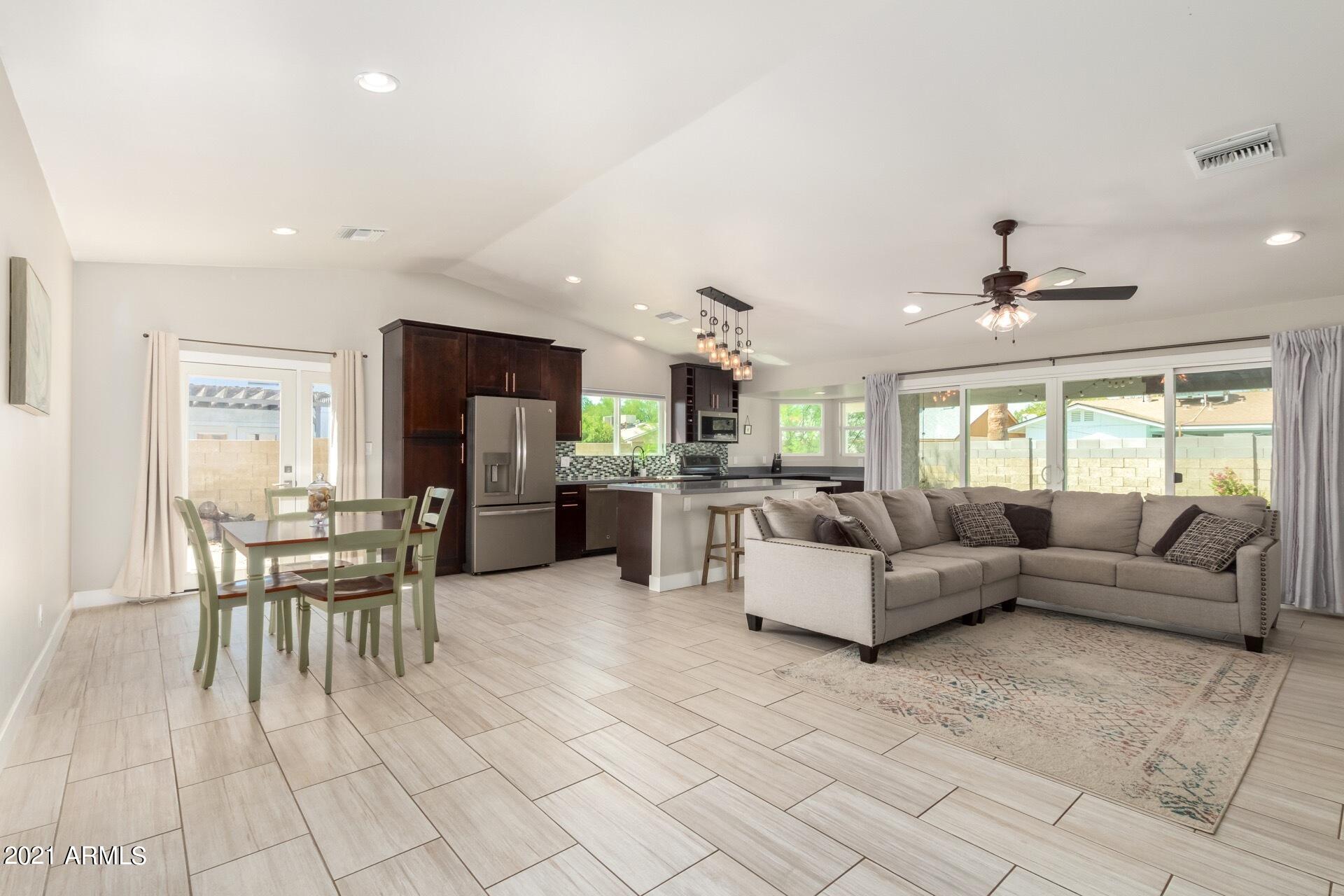 1746 East Redfield Road Tempe, AZ 85283 - Photo 1 of 25 Great Room