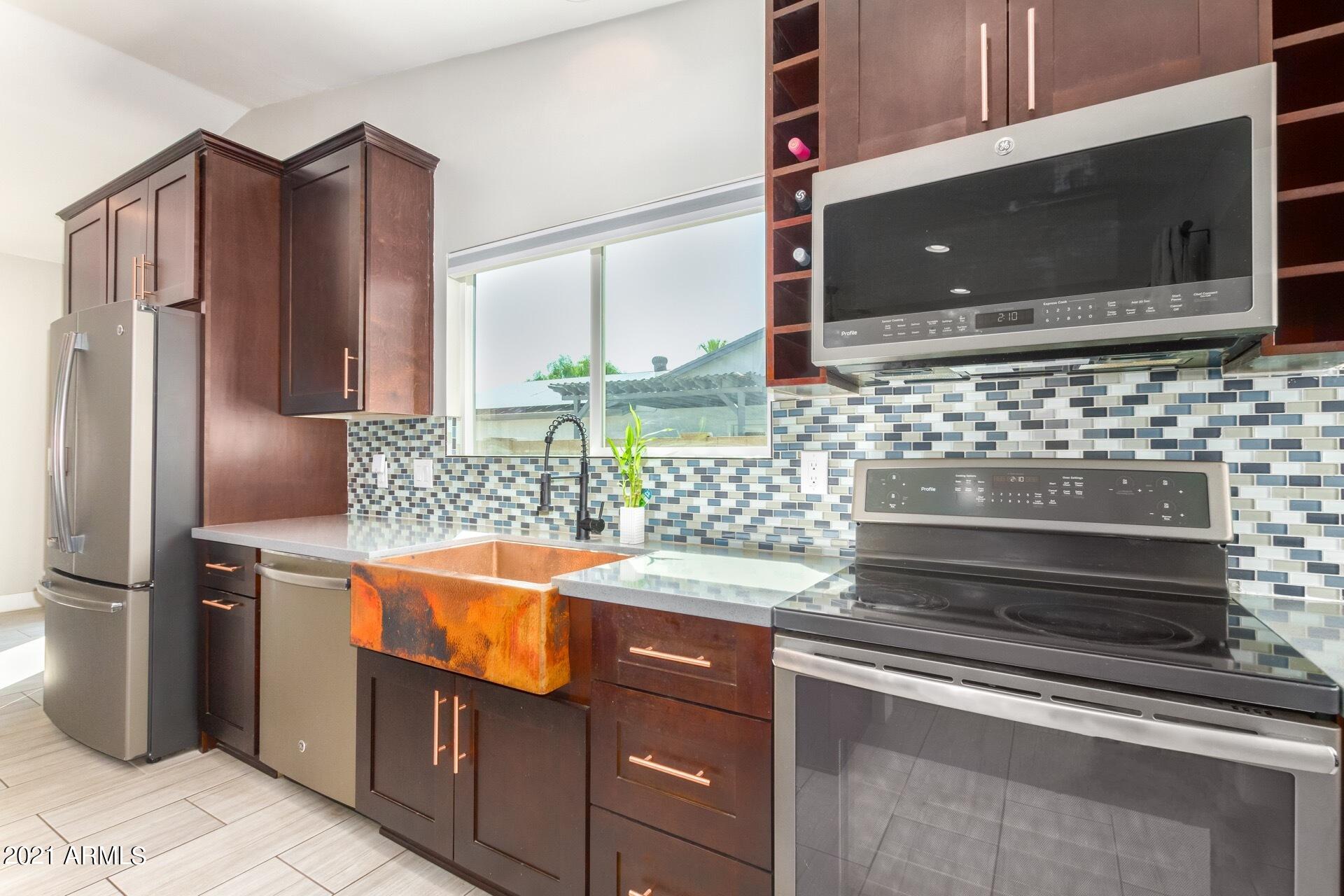 1746 East Redfield Road Tempe, AZ 85283 - Photo 9 of 25 Kitchen