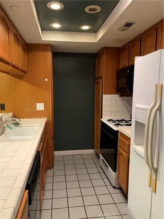 $2,700 | 11620 Warner Avenue, Unit 524, Fountain Valley, CA 92708