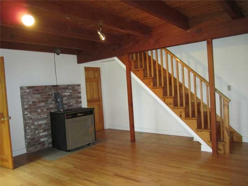 183 Bald Head Road Arrowsic, ME 04530 - Photo 6 of 16 Den/Family/Great Room.