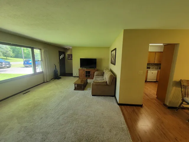 $1 | 24135 Co Highway 27, Fergus Falls, MN 56537