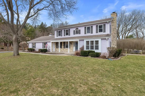 $549,900 | 1365 Poplar Ridge Court, Brookfield, WI 53045