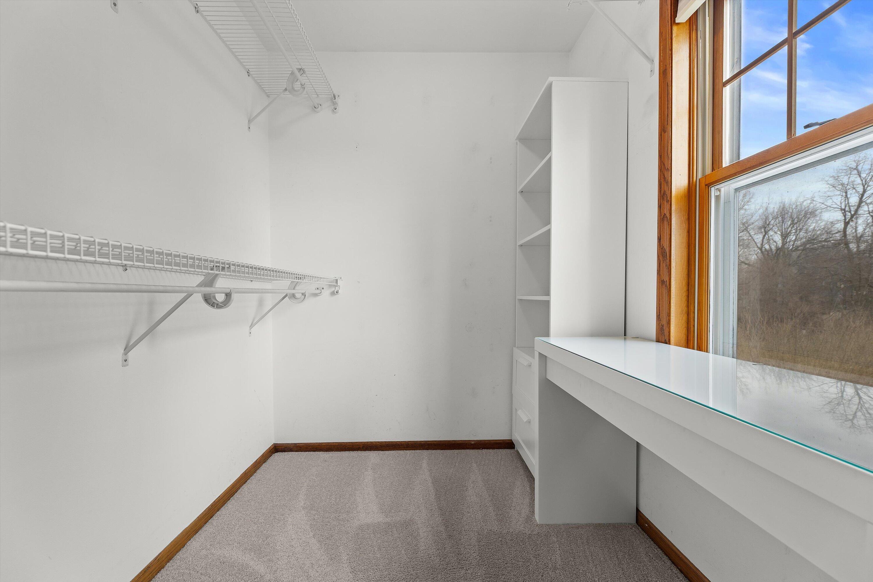 1365 Poplar Ridge Court Brookfield, WI 53045 - Photo 25 of 39 11-IMG_7954