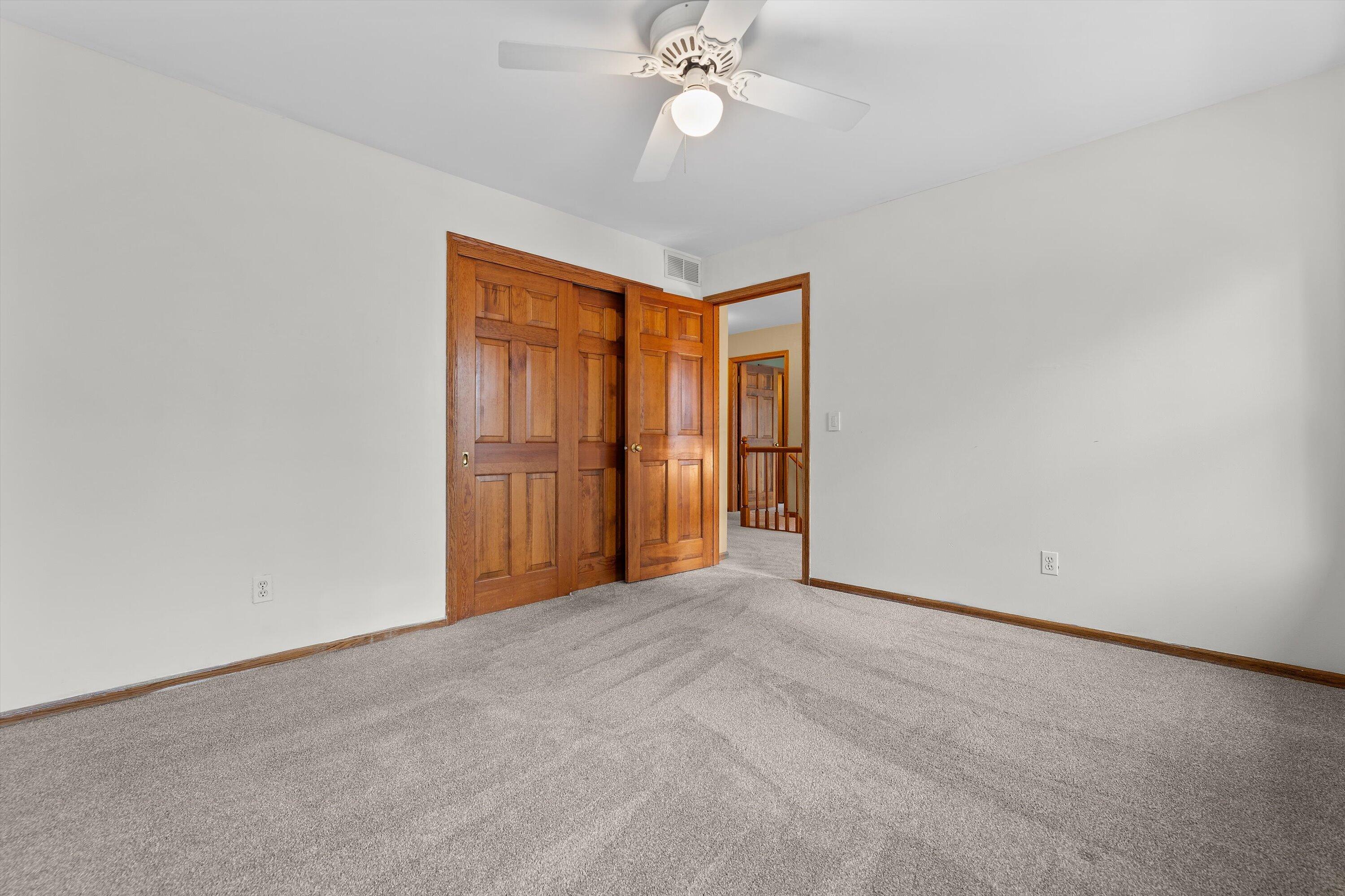 1365 Poplar Ridge Court Brookfield, WI 53045 - Photo 27 of 39 03-IMG_7906