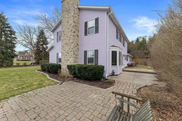 $549,900 | 1365 Poplar Ridge Court, Brookfield, WI 53045