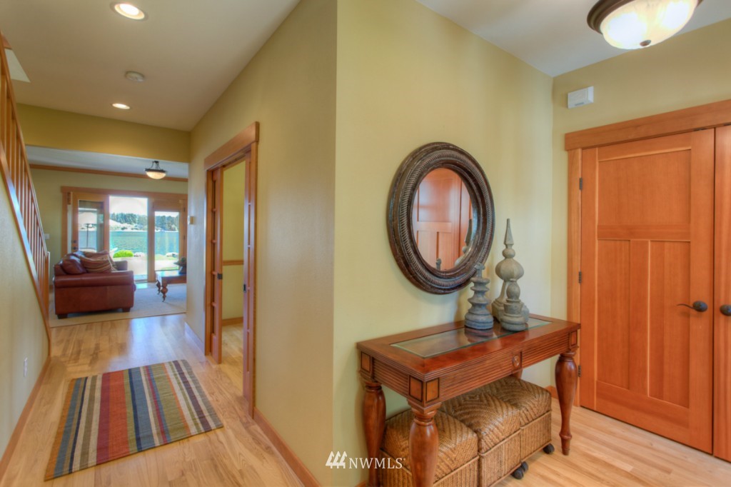 16476 Pearson Road Northeast Poulsbo, WA 98370 - Photo 11 of 25 Gallery Image 11