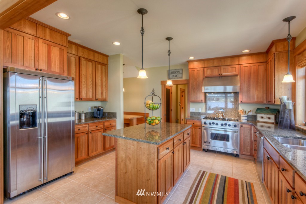 16476 Pearson Road Northeast Poulsbo, WA 98370 - Photo 16 of 25 Gallery Image 16
