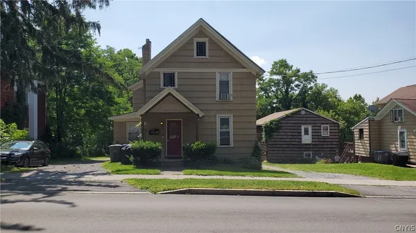 $1,495 | 114 Washington Street, Unit 1, Manlius, NY 13104