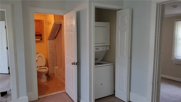 $1,495 | 114 Washington Street, Unit 1, Manlius, NY 13104