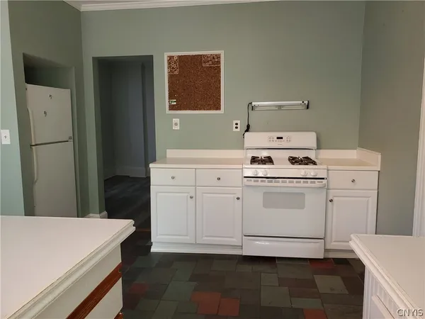 $1,495 | 114 Washington Street, Unit 1, Manlius, NY 13104
