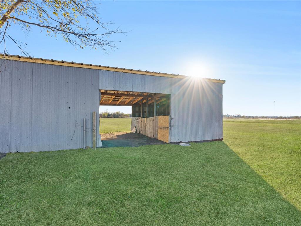 828 Old Tioga Road Gunter, TX 75058 - Photo 32 of 39