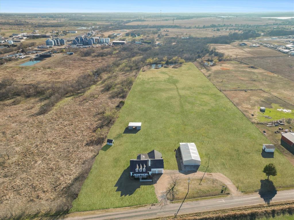 828 Old Tioga Road Gunter, TX 75058 - Photo 34 of 39