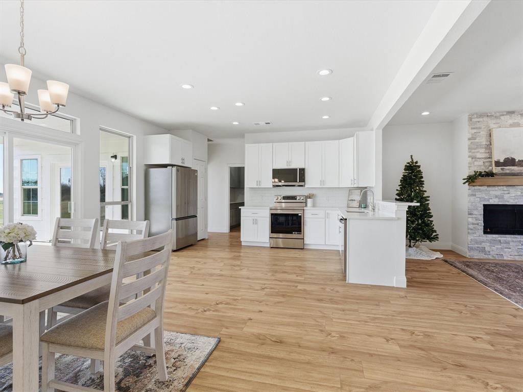 828 Old Tioga Road Gunter, TX 75058 - Photo 10 of 39