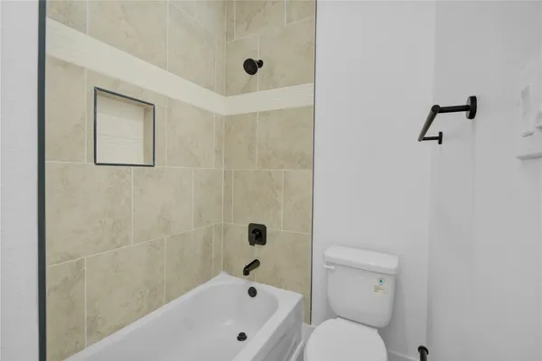 $1,900 | 8412 Sunnyhill Street, Houston, TX 77088