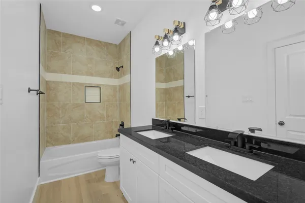 $1,900 | 8412 Sunnyhill Street, Houston, TX 77088