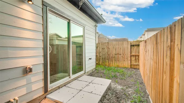 $1,900 | 8412 Sunnyhill Street, Houston, TX 77088