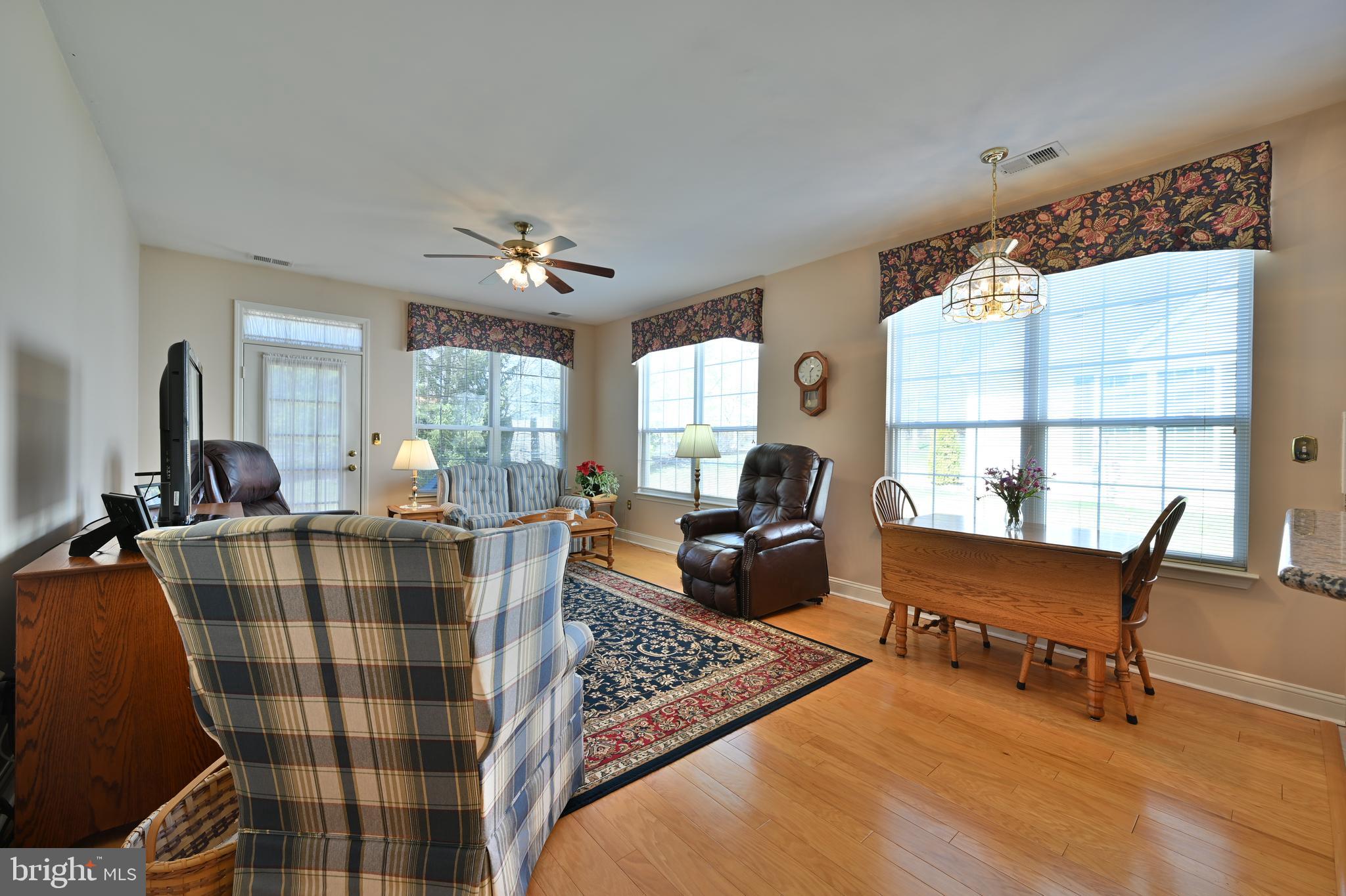 17 Barbary Lane Columbus, NJ 08022 - Photo 11 of 80
