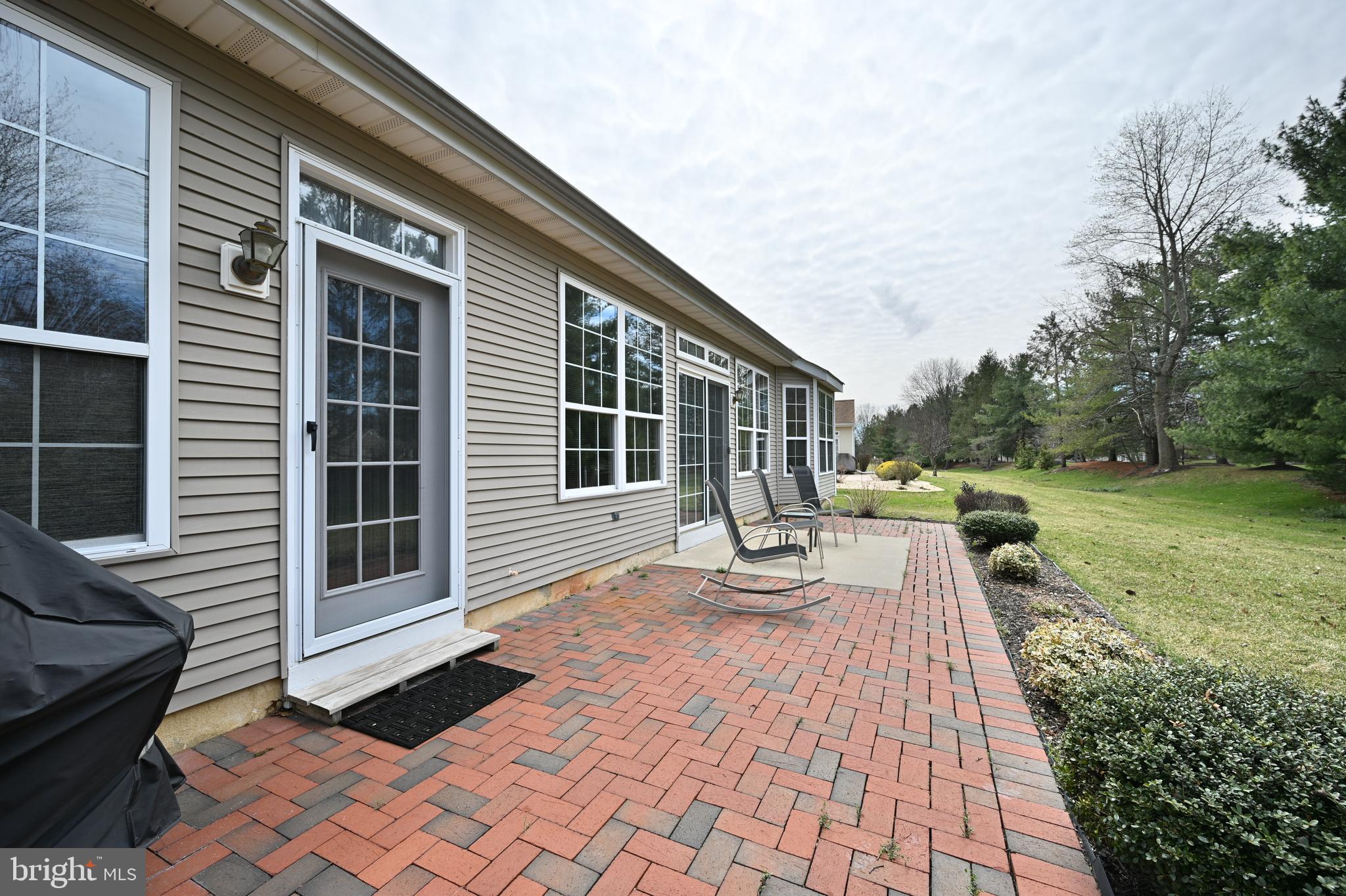 17 Barbary Lane Columbus, NJ 08022 - Photo 22 of 80