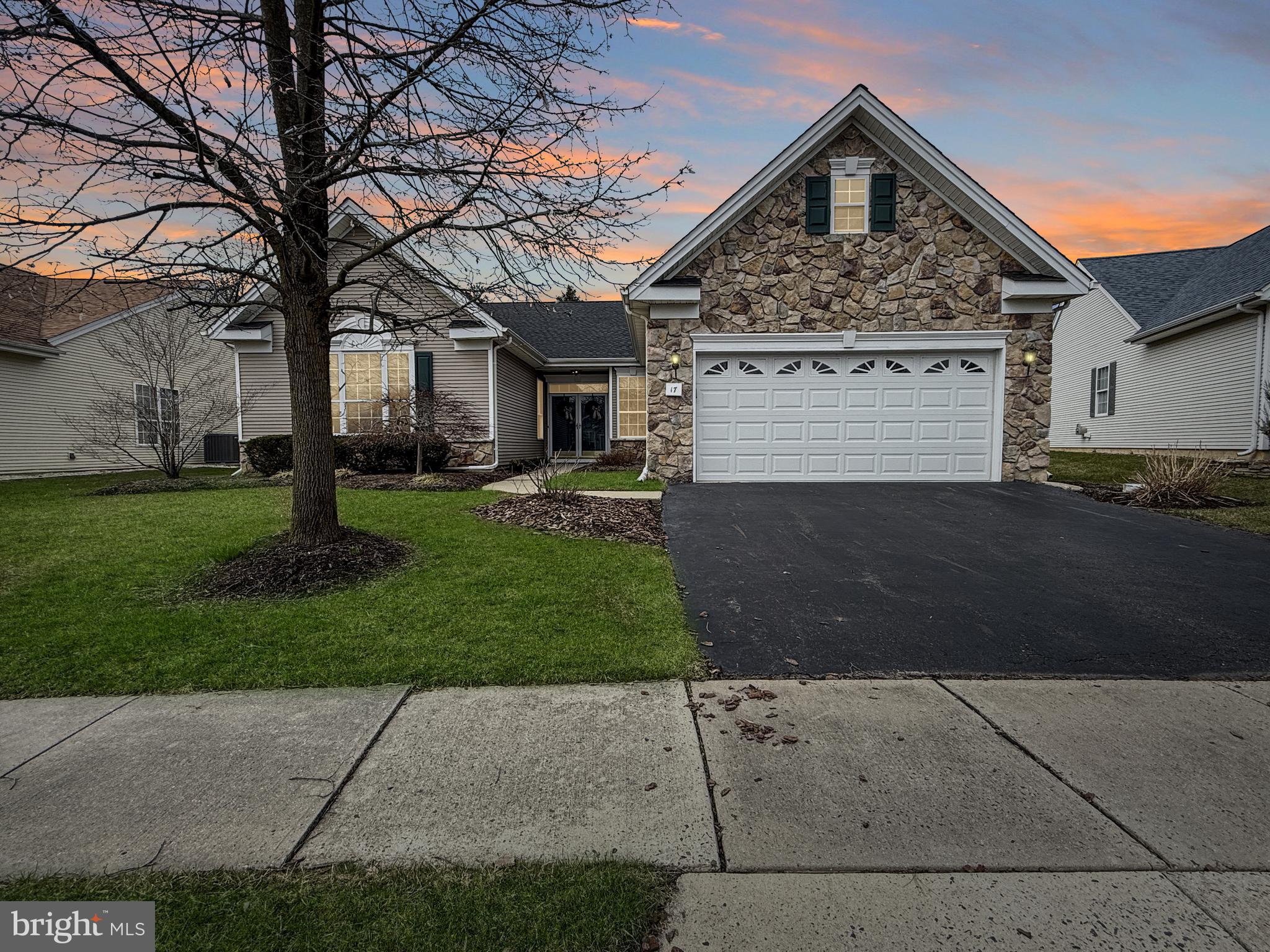 17 Barbary Lane Columbus, NJ 08022 - Photo 25 of 80