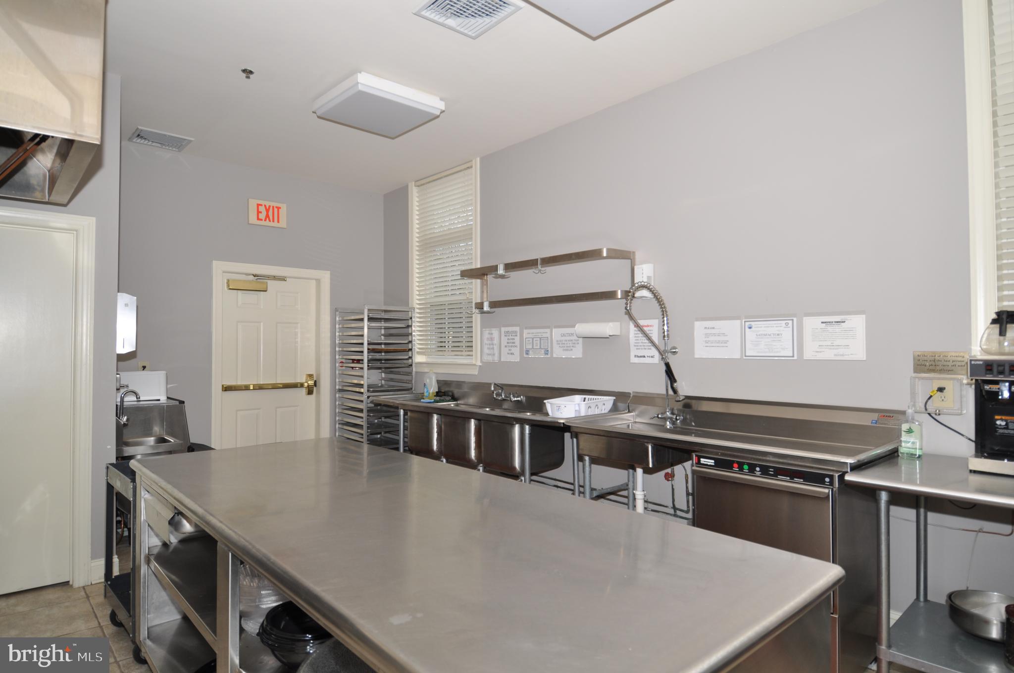 17 Barbary Lane Columbus, NJ 08022 - Photo 33 of 80