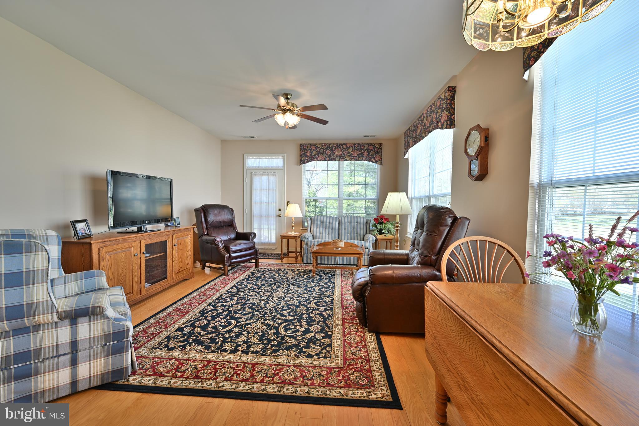 17 Barbary Lane Columbus, NJ 08022 - Photo 5 of 80