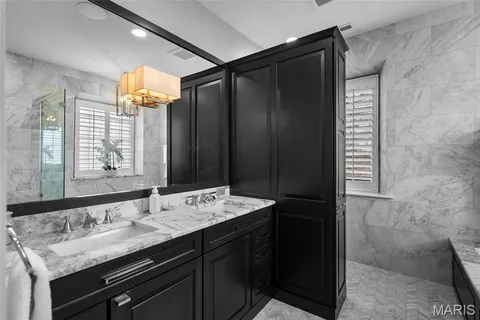 $1,075,000 | 22 Princeton Avenue, University City, MO 63130