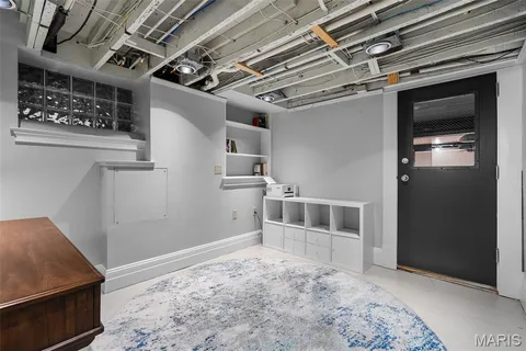 $1,075,000 | 22 Princeton Avenue, University City, MO 63130