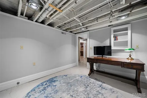 $1,075,000 | 22 Princeton Avenue, University City, MO 63130