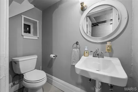 $1,075,000 | 22 Princeton Avenue, University City, MO 63130