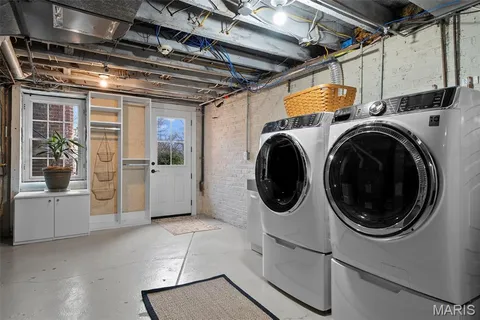 $1,075,000 | 22 Princeton Avenue, University City, MO 63130