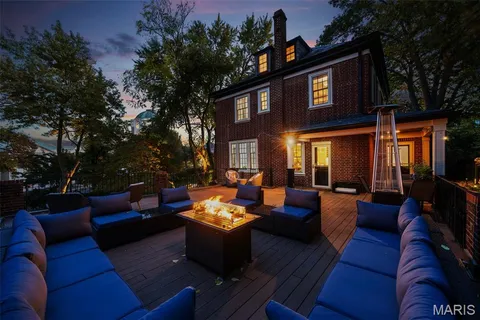 $1,075,000 | 22 Princeton Avenue, University City, MO 63130