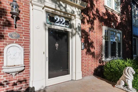 $1,075,000 | 22 Princeton Avenue, University City, MO 63130
