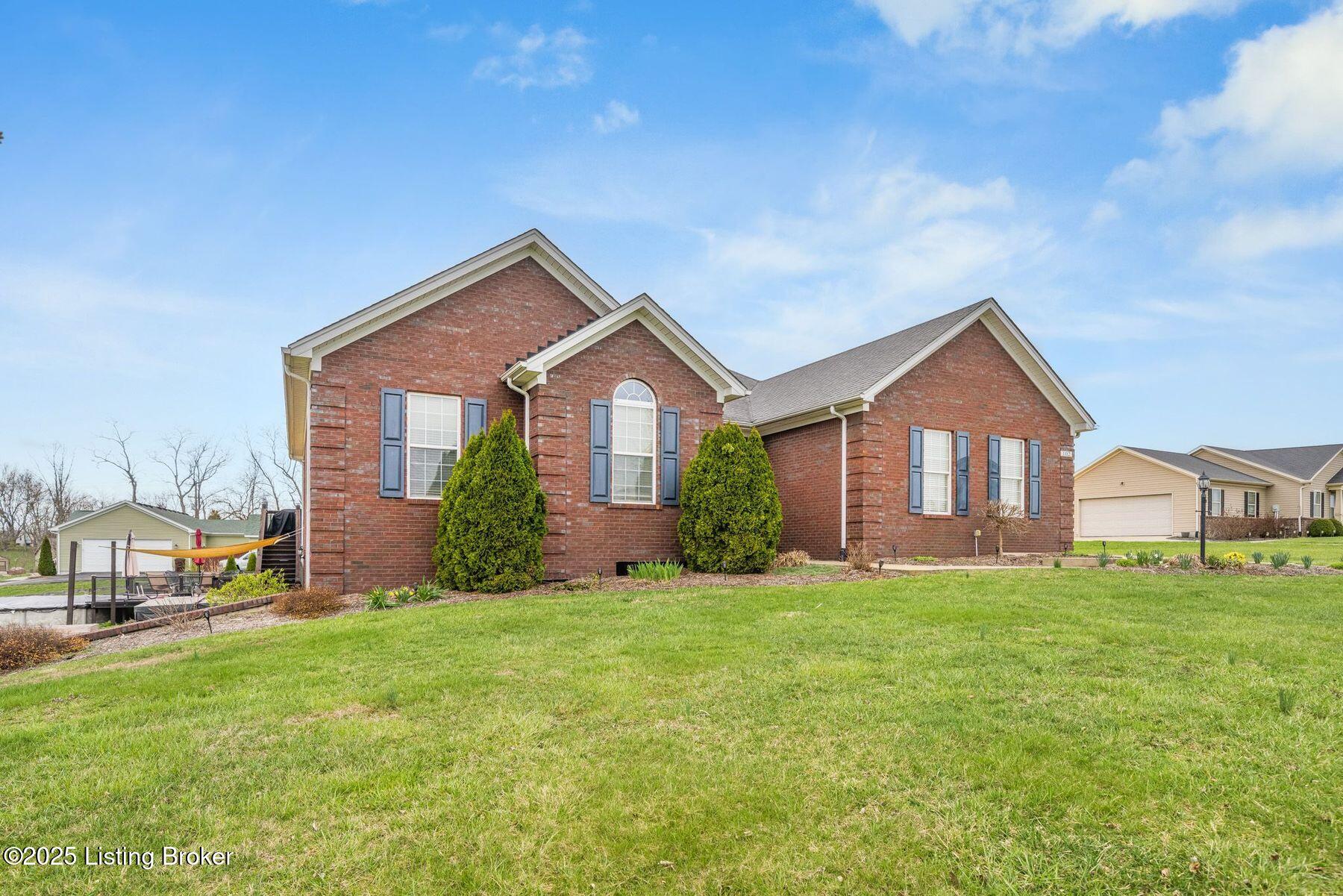 102 Jericho Ridge Road Smithfield, KY 40068 - Photo 2 of 76 photo_online_001
