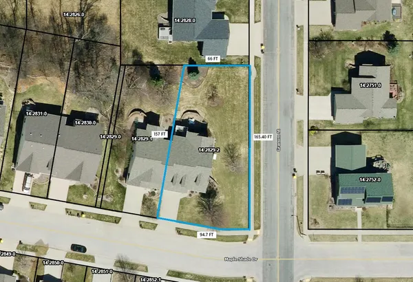 $389,000 | 807 Maple Shade Drive, Holmen, WI 54636