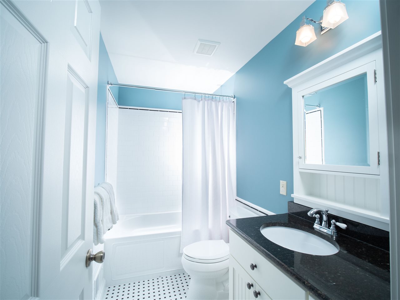 2667 Gill Road Port Austin, MI 48467 - Photo 19 of 54 1861257-18.JPG