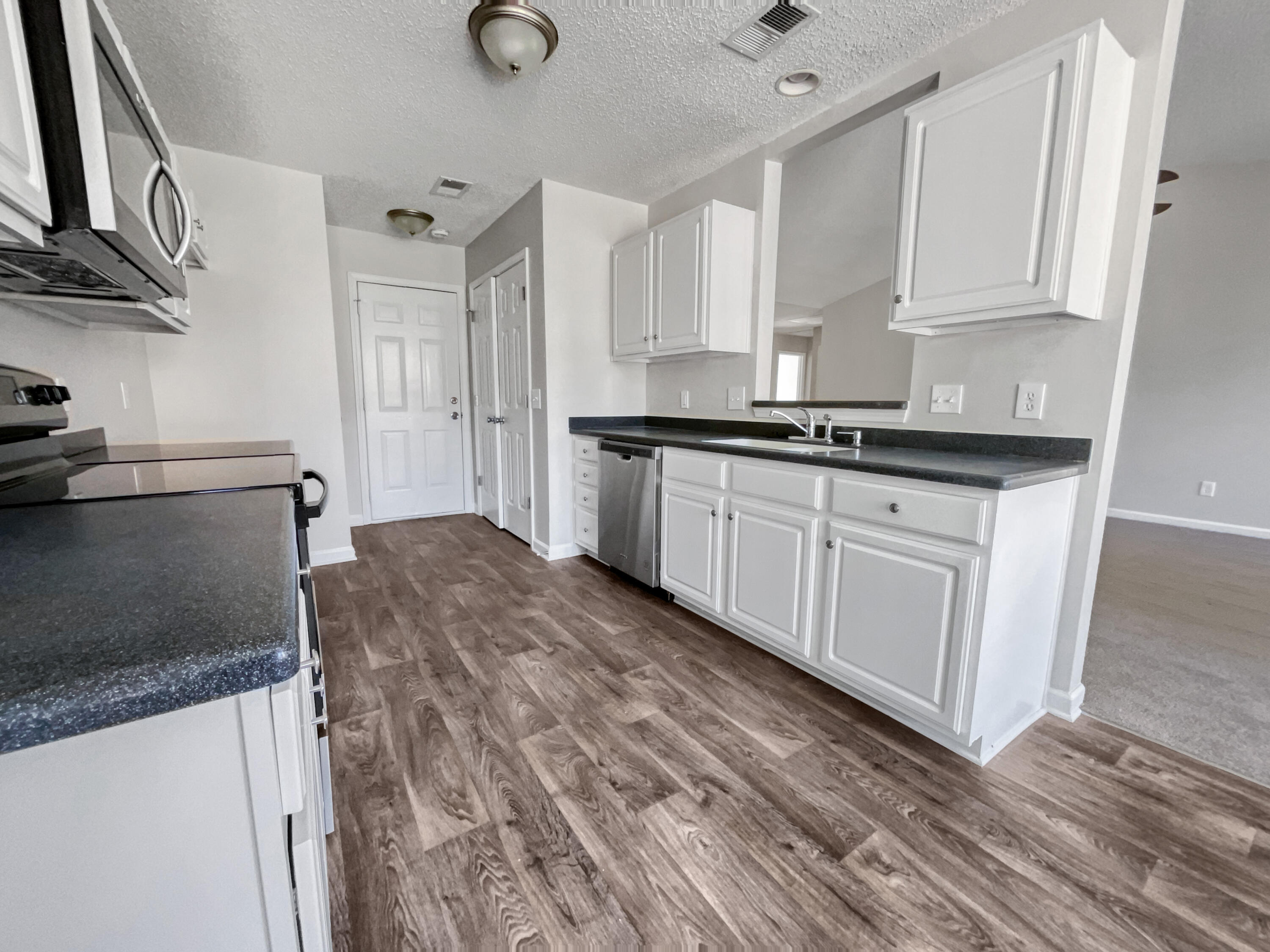 203 Westbrooke Road Summerville, SC 29486 - Photo 13 of 21 photo_13