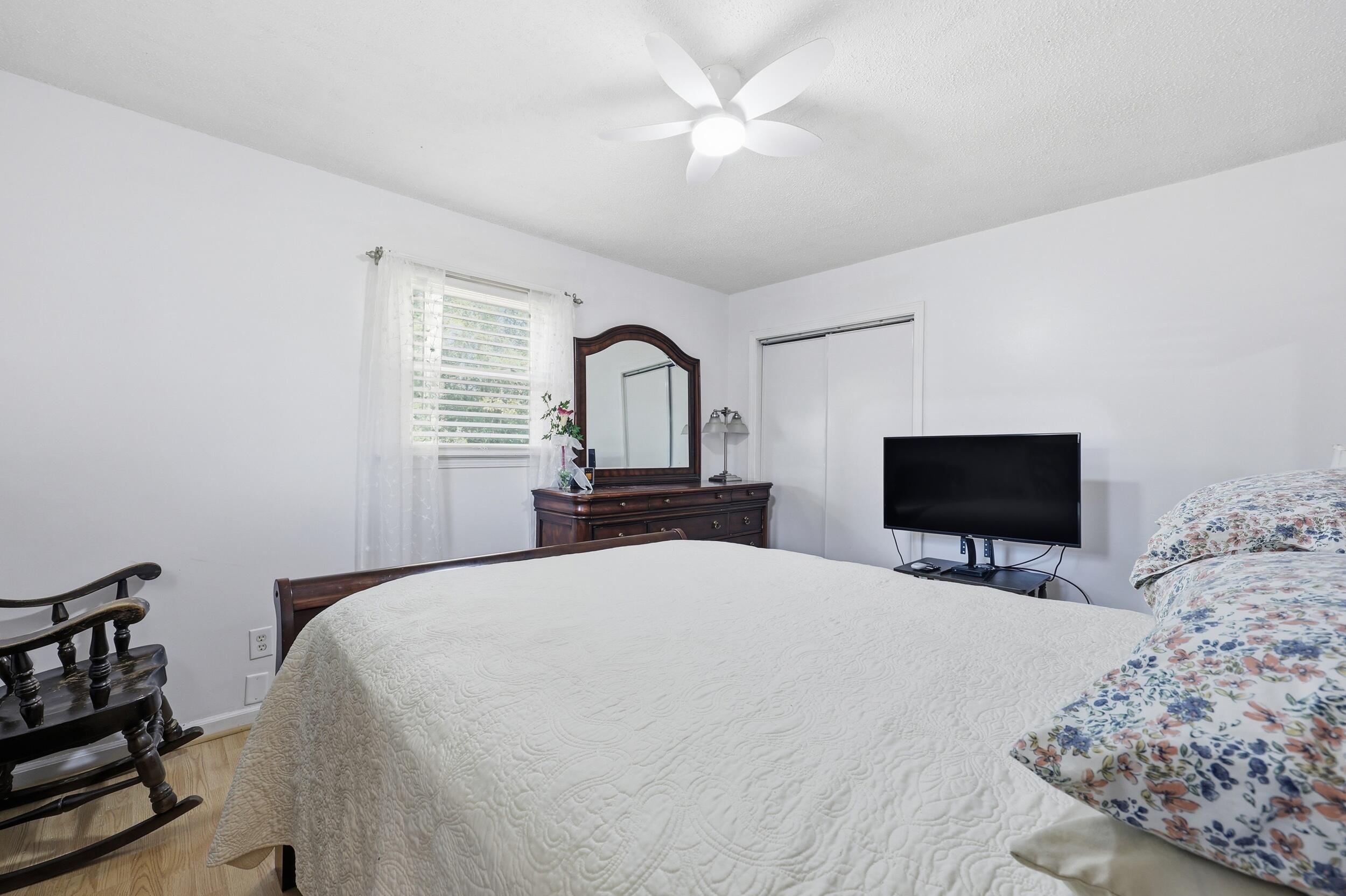 102 Wiley Street Walterboro, SC 29488 - Photo 17 of 30 Primary Bedroom