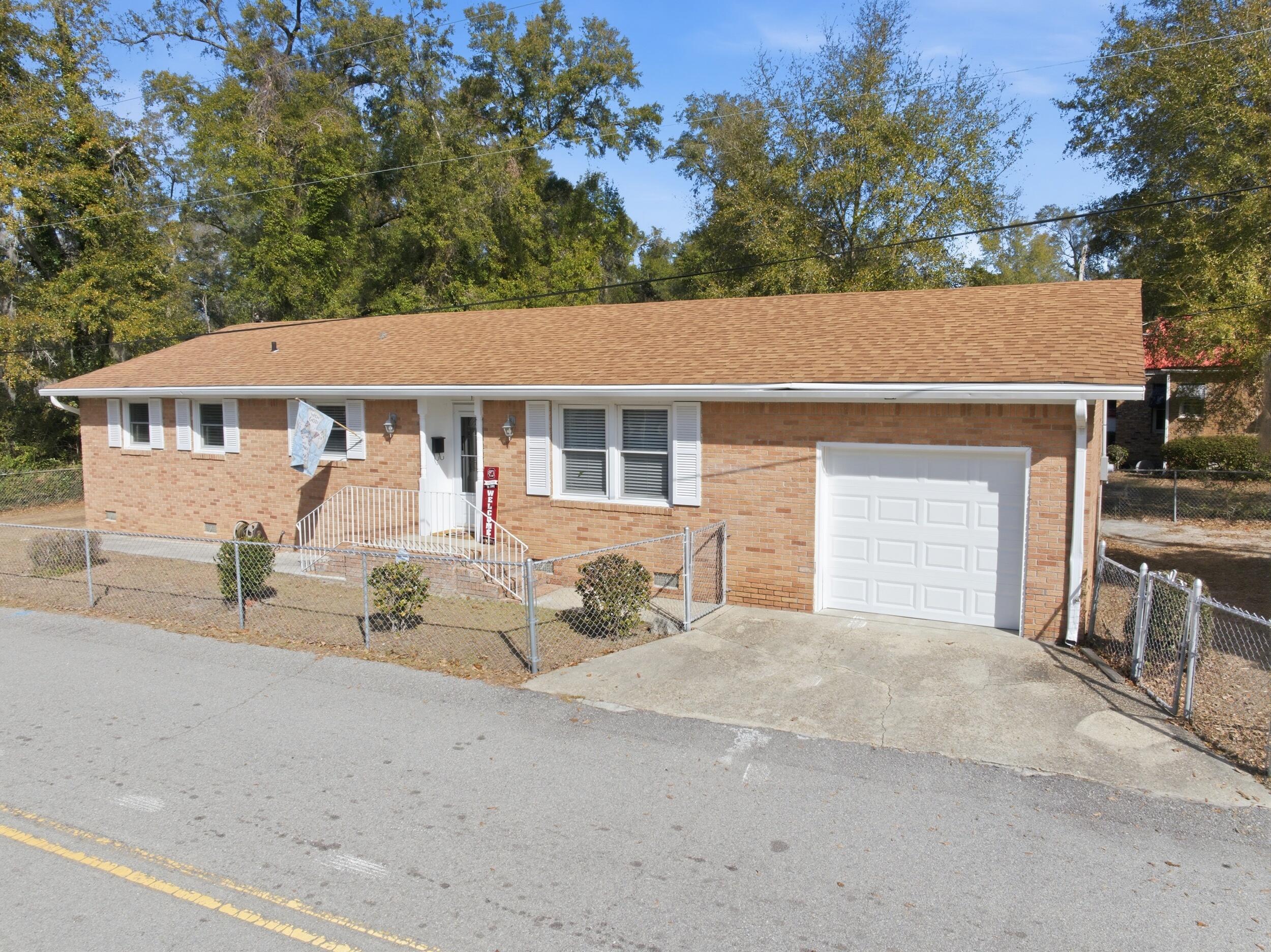 102 Wiley Street Walterboro, SC 29488 - Photo 4 of 30 Front Exterior