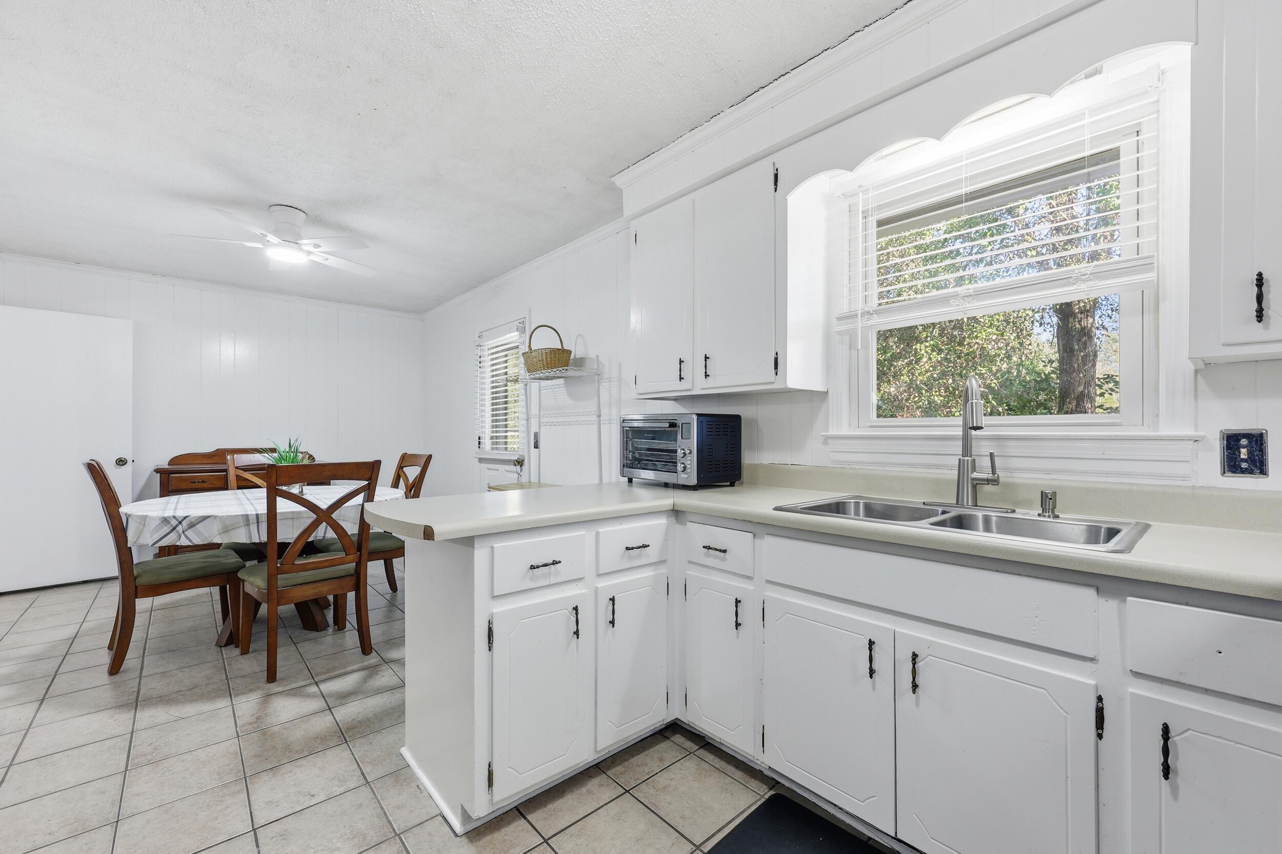 102 Wiley Street Walterboro, SC 29488 - Photo 10 of 30 Kitchen