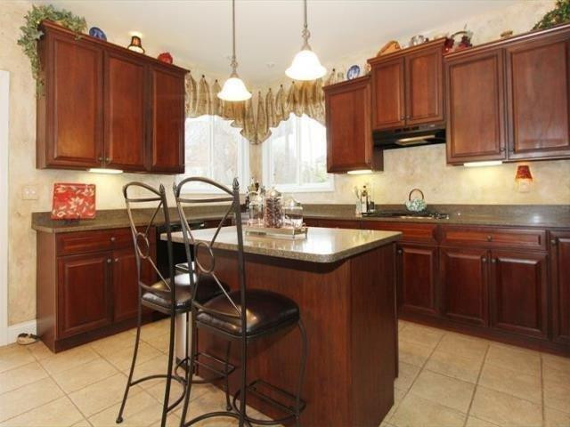 2507 Towering Ridge Lane Florence, KY 41042 - Photo 5 of 30 Gallery Image 5